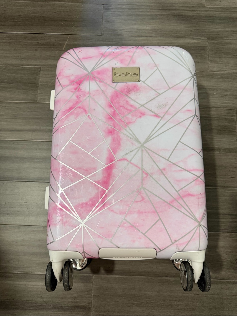 bebe Pink Marble Hardcase Spinner with Silver Geometric Accents